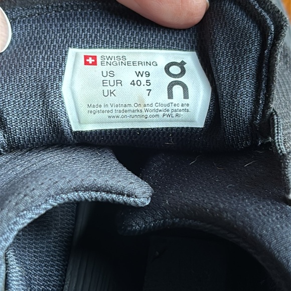 On Cloud Running Hiking Athletic Tennis athletic shoes - Picture 9 of 16